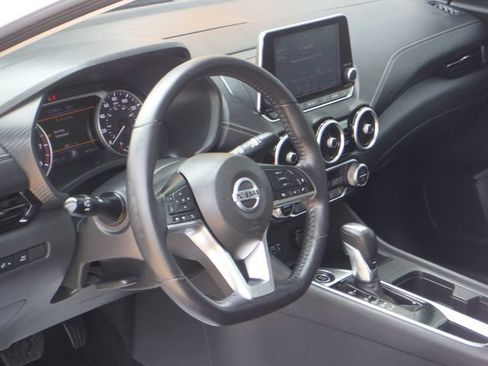 Used 2020 Nissan Sentra SV FWD image 15