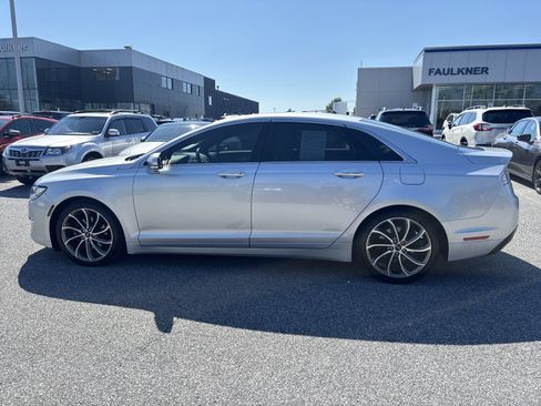 Used 2019 Lincoln MKZ Reserve w/ Reserve Plus Package image 4