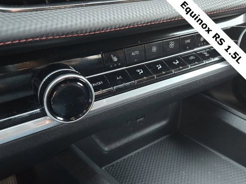 Used 2025 Chevrolet Equinox RS image 23