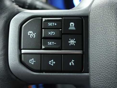 Used 2024 Ford F150 Lariat w/ FX4 Off-Road Package image 19