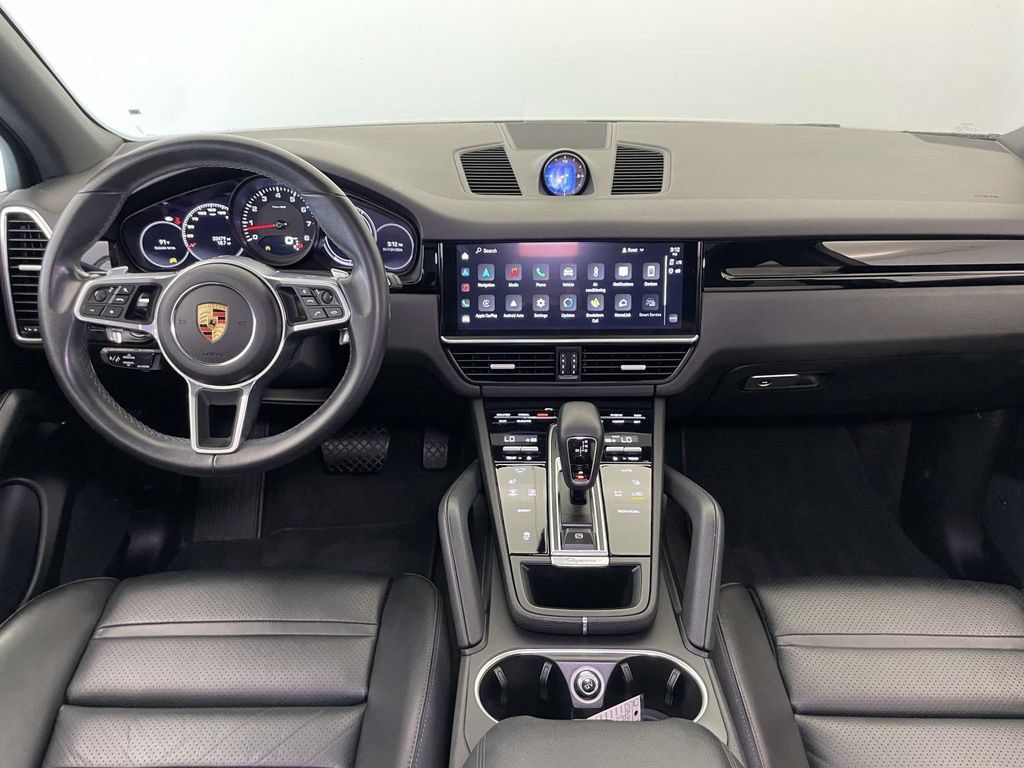 Certified 2023 Porsche Cayenne AWD/4WD image 25