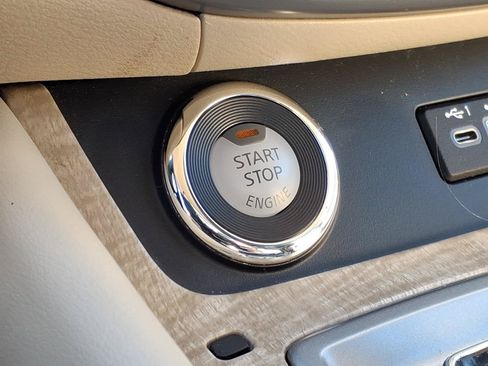 Certified 2023 Nissan Murano SL w/ SL Moonroof Package AWD/4WD image 22