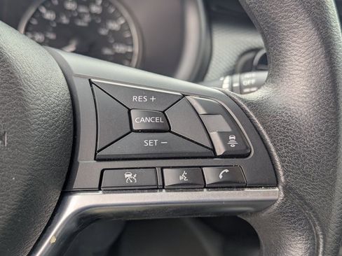 Used 2024 Nissan Kicks SV image 16