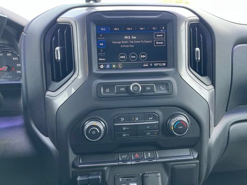 Used 2020 Chevrolet Silverado 2500 Custom w/ Custom Value Package AWD/4WD image 13