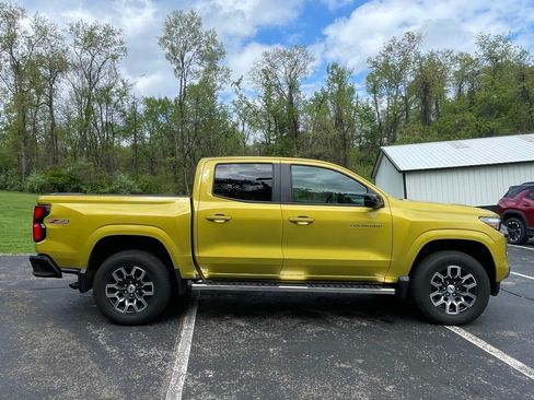Certified 2023 Chevrolet Colorado Z71 w/ Advanced Trailering Package AWD/4WD image 2