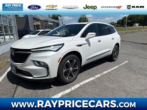 Used 2022 Buick Enclave Essence w/ Experience Buick Package AWD/4WD image 1
