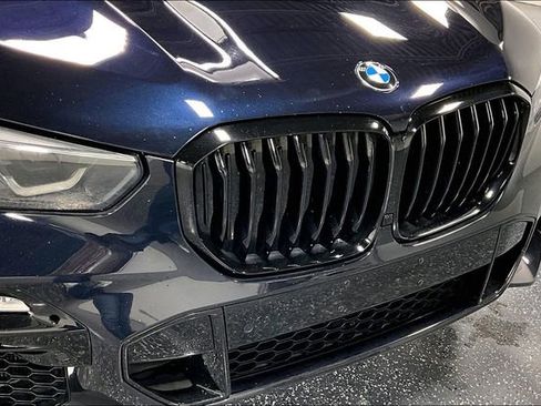 Used 2020 BMW X5 M50i w/ Premium Package image 31