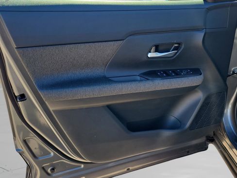 New 2026 Nissan Kicks SV image 16