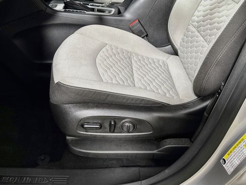 Used 2019 Chevrolet Equinox LT AWD/4WD image 21