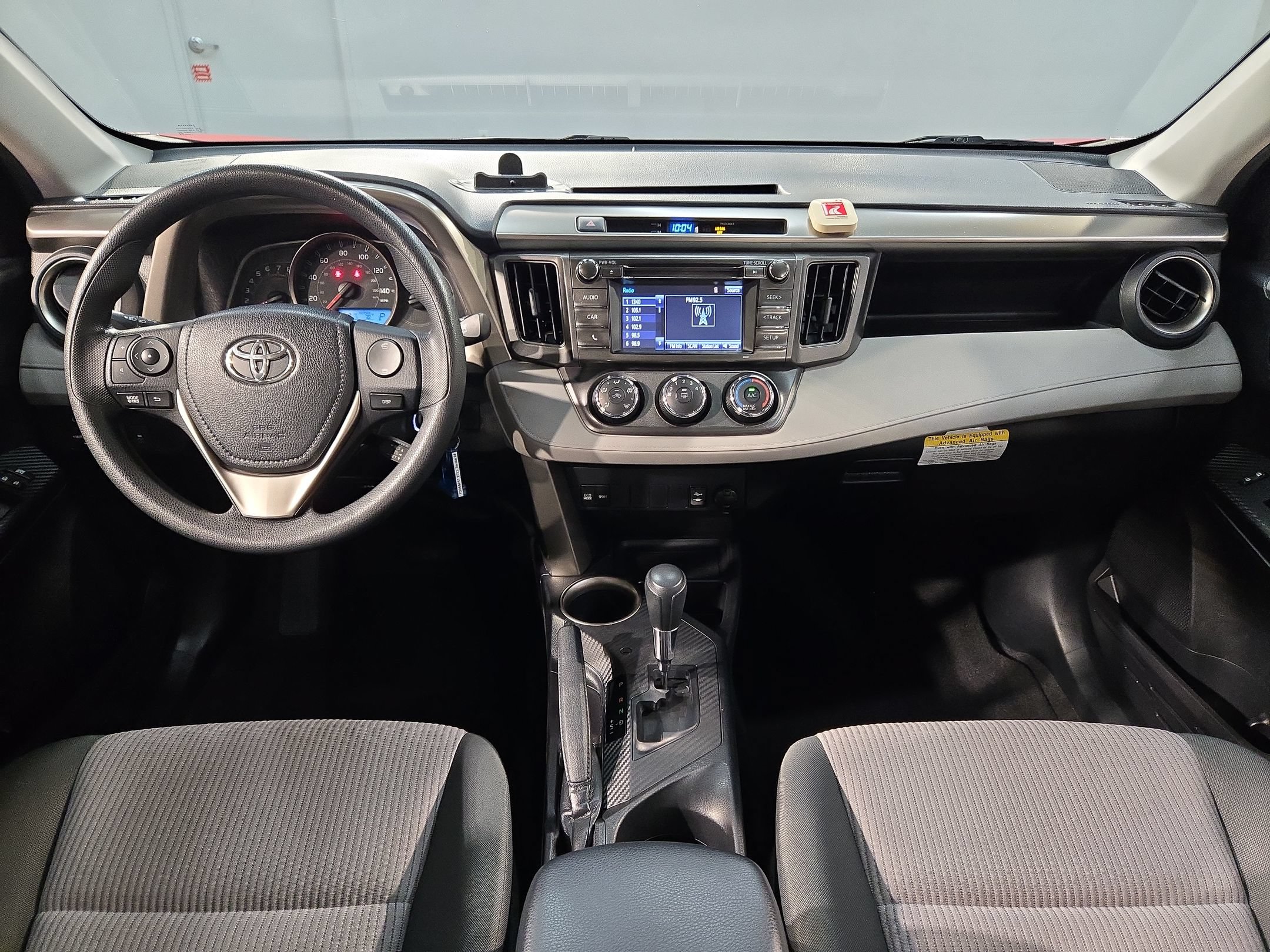 Used 2015 Toyota RAV4 LE FWD image 10