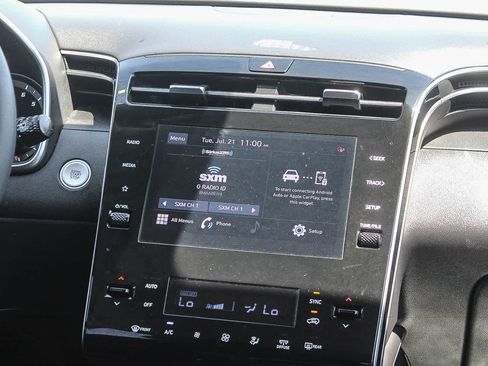 Used 2024 Hyundai Tucson SEL FWD image 17