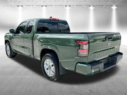 Certified 2024 Nissan Frontier SV w/ SV Convenience Package RWD image 9