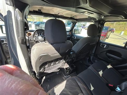 Used 2021 Jeep Gladiator Mojave AWD/4WD image 28