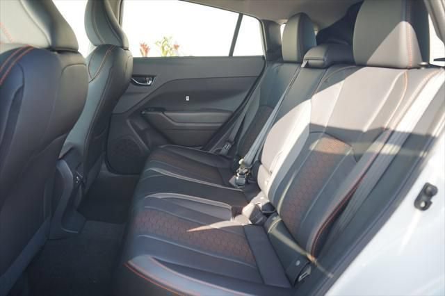 Used 2025 Subaru Crosstrek 2.5i Limited AWD/4WD image 7