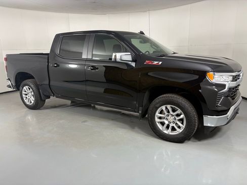 Used 2025 Chevrolet Silverado 1500 LT w/ Z71 Off-Road Package image 11