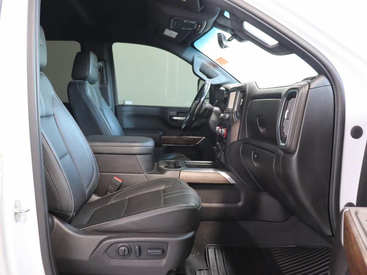 Certified 2023 Chevrolet Silverado 2500 High Country AWD/4WD image 19