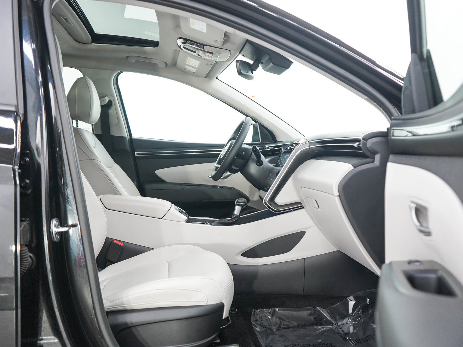 Used 2024 Hyundai Tucson SEL w/ Convenience Package AWD/4WD image 11