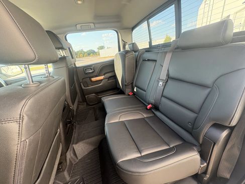 Used 2018 Chevrolet Silverado 1500 LTZ w/ Texas Edition AWD/4WD image 38