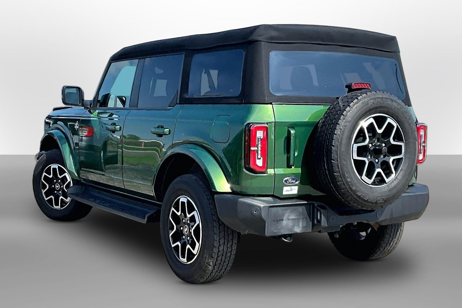 Used 2025 Ford Bronco Outer Banks AWD/4WD image 10
