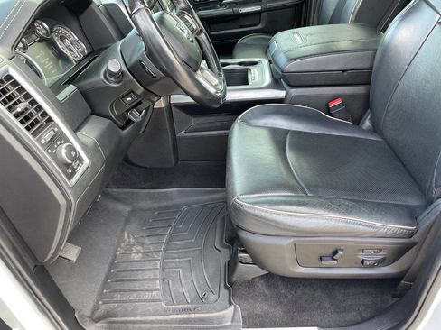 Used 2018 RAM 3500 Laramie Longhorn image 19