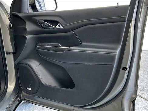 Used 2019 GMC Acadia SLT image 21