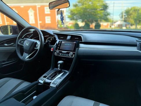 Used 2017 Honda Civic EX image 10