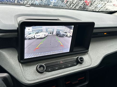 Used 2022 Ford Maverick XLT w/ Equipment Group 300A Standard image 13