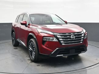 Used 2025 Nissan Rogue Platinum w/ Platinum Premium Package video 2