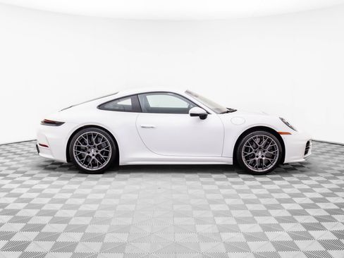 Used 2025 Porsche 911 Carrera S image 7