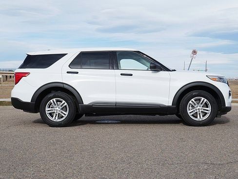Used 2023 Ford Explorer 4WD image 6