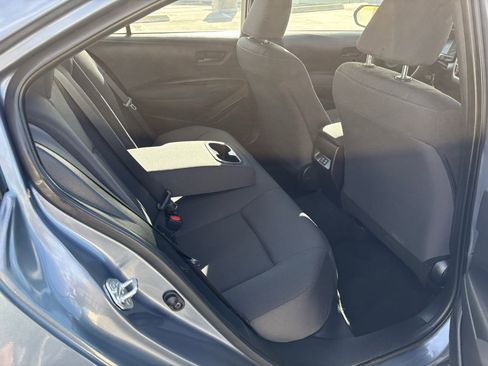 Used 2025 Toyota Corolla LE image 10