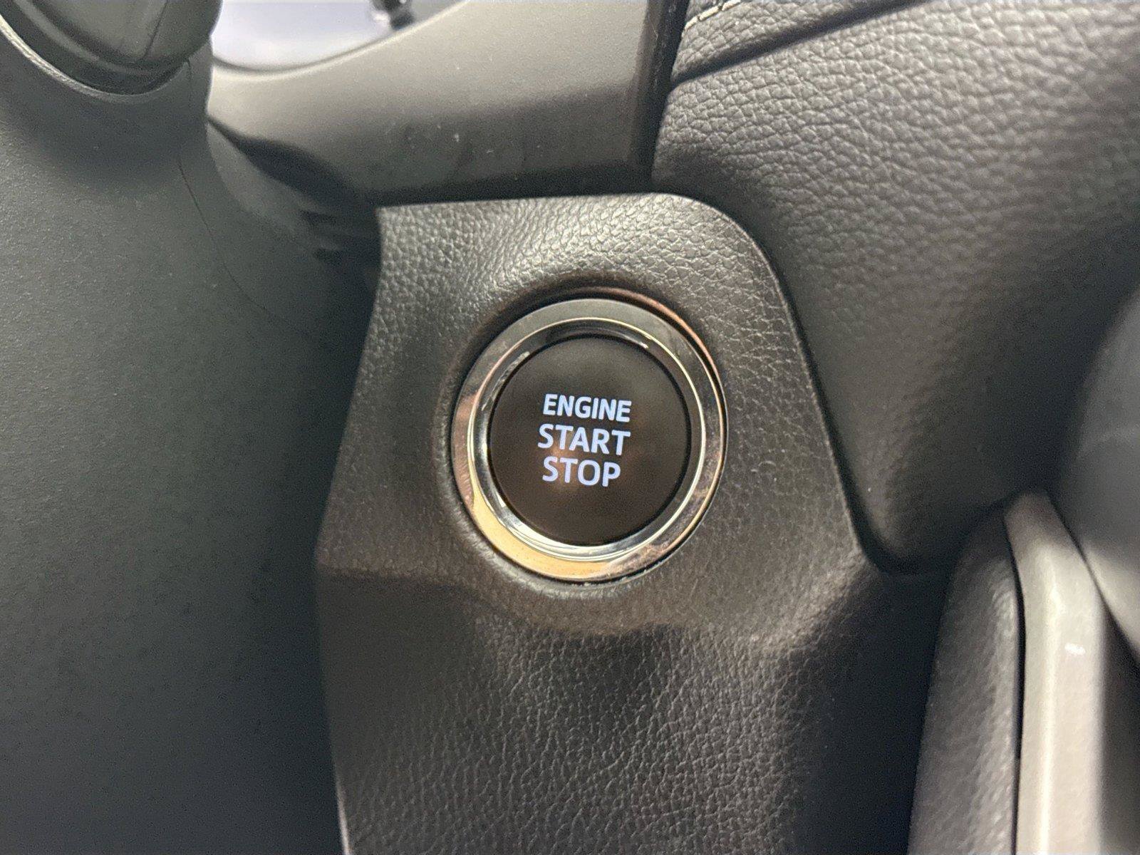 Certified 2025 Toyota RAV4 XLE FWD image 21