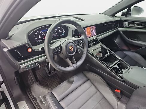 Used 2025 Porsche Panamera 4 AWD/4WD image 18