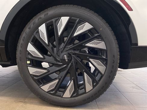 New 2026 Lincoln Nautilus Reserve w/ Jet Appearance Package AWD/4WD image 24