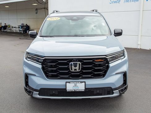 Certified 2024 Honda Pilot TrailSport image 4