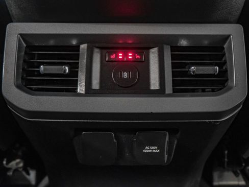 Used 2024 Ford F350 Lariat w/ Lariat Ultimate Package AWD/4WD image 38