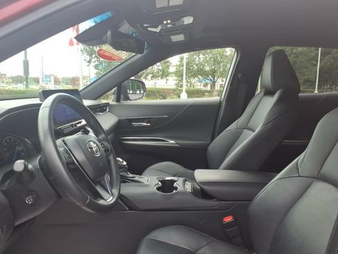 Used 2023 Toyota Venza Nightshade AWD/4WD image 5
