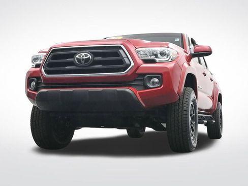 Used 2020 Toyota Tacoma SR5 image 32
