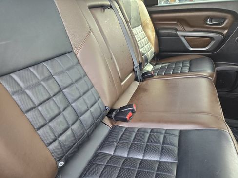 Used 2018 Nissan Titan Platinum Reserve w/ Platinum Utility Package AWD/4WD image 23