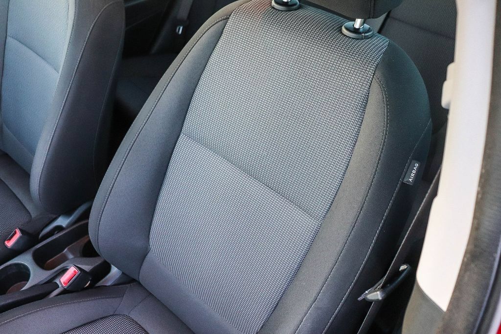 Used 2022 Hyundai Accent FWD image 27