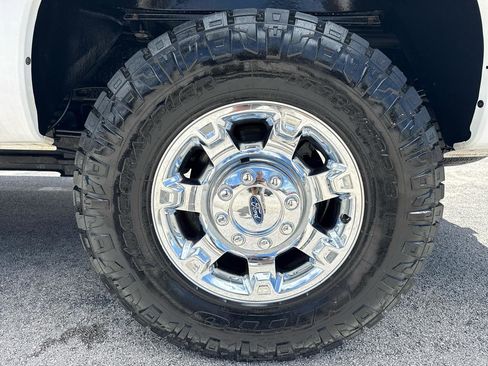 Used 2016 Ford F250 Lariat w/ Chrome Package AWD/4WD image 43