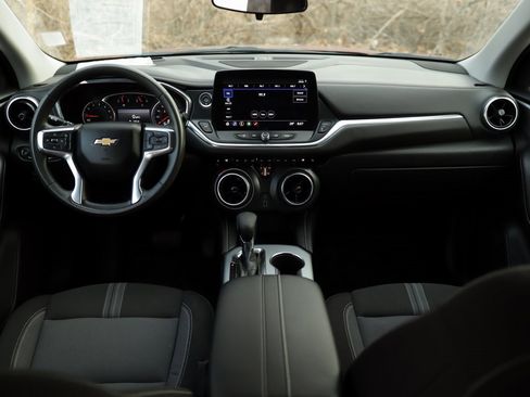 Used 2024 Chevrolet Blazer LT image 21