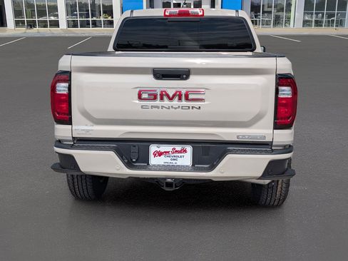 New 2026 GMC Canyon Elevation w/ Convenience Package RWD image 9