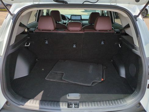 Certified 2023 Kia Seltos SX w/ SX Sunroof Package AWD/4WD image 13