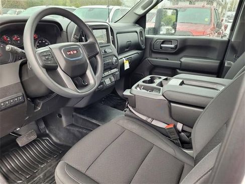 New 2025 GMC Sierra 3500 Pro w/ Convenience Package image 11