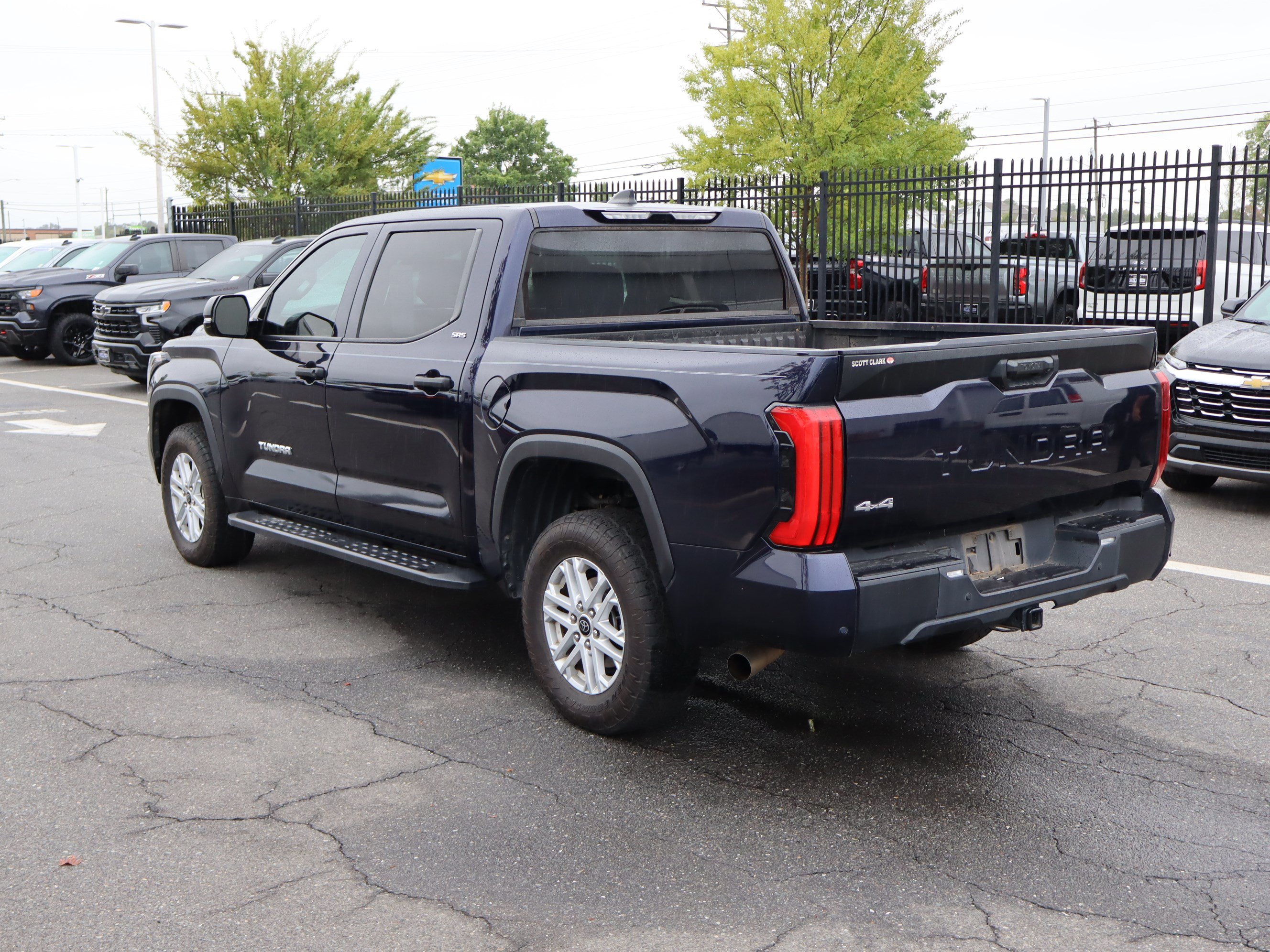 Used 2024 Toyota Tundra SR5 w/ SR5 Convenience Package AWD/4WD image 8