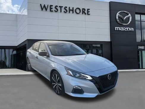 Used 2021 Nissan Altima 2.5 SR image 1
