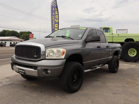 Used 2007 Dodge Ram 2500 Truck Laramie AWD/4WD image 17