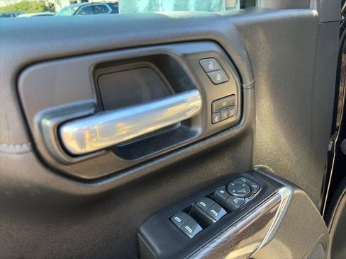 Used 2021 Chevrolet Silverado 1500 LTZ w/ LTZ Premium Package image 19