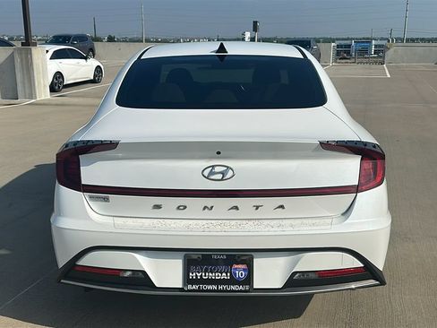 Used 2022 Hyundai Sonata SE FWD image 11